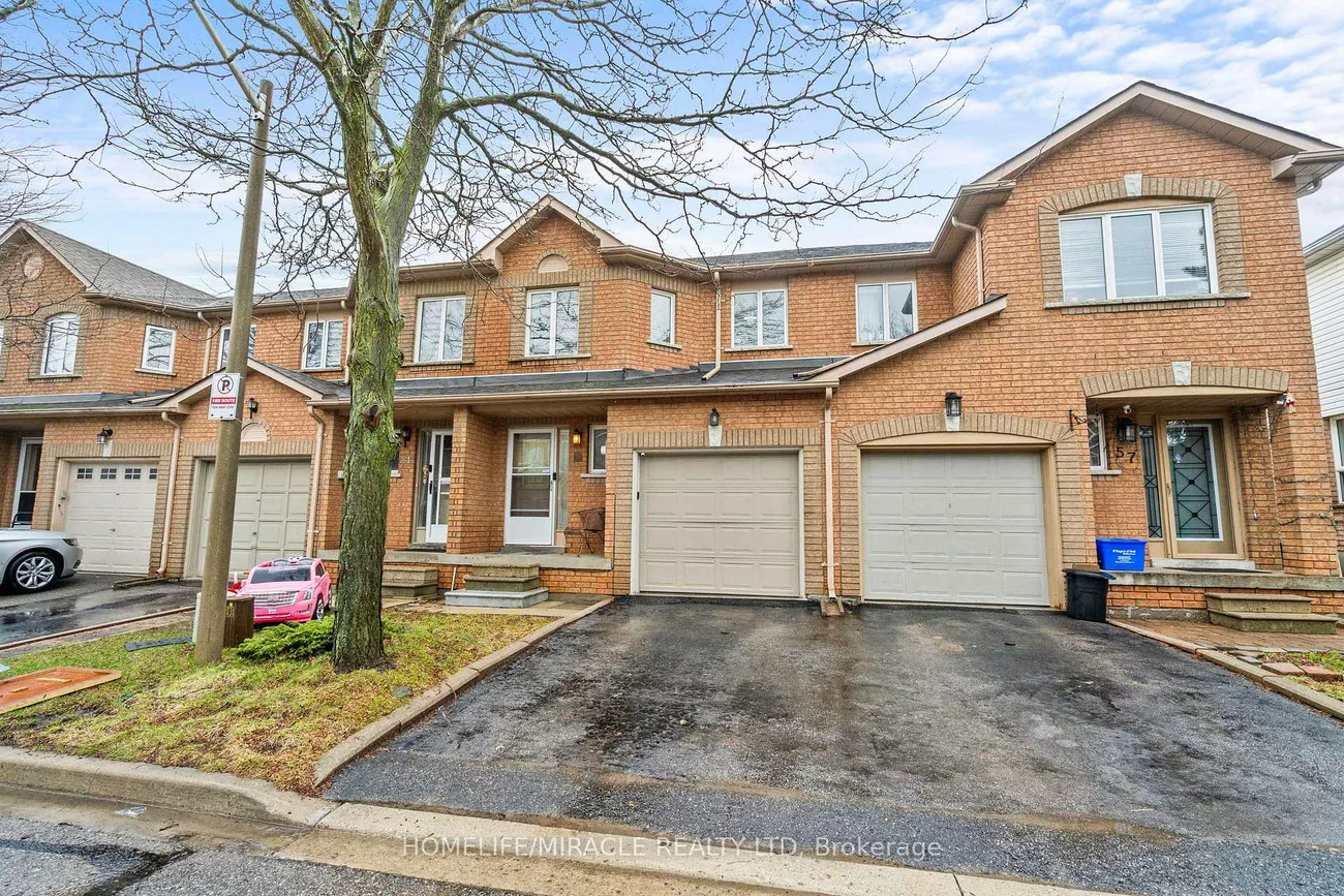 200, Cresthaven, Snelgrove, Brampton