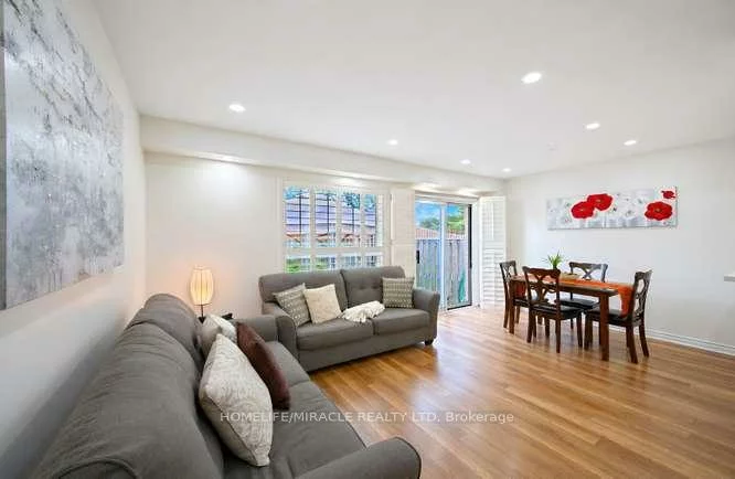 200, Cresthaven, Snelgrove, Brampton