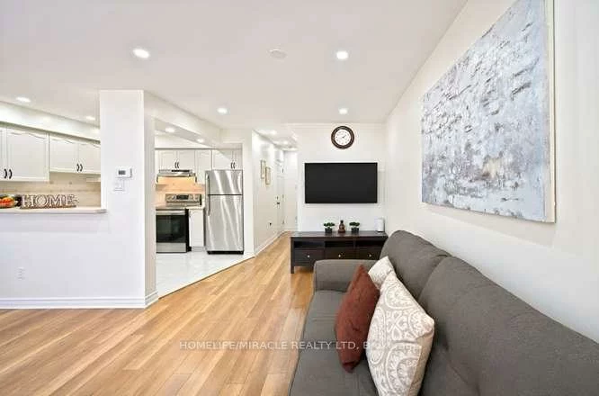 200, Cresthaven, Snelgrove, Brampton