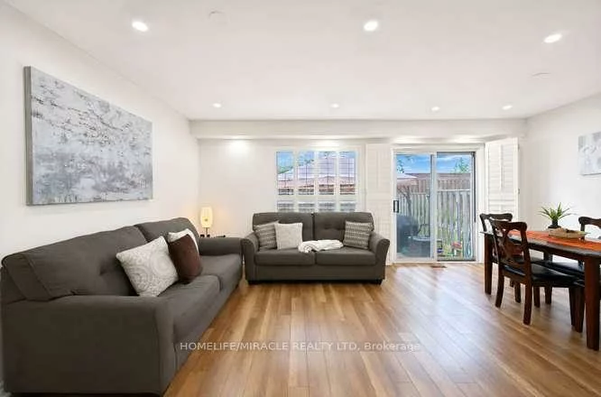 200, Cresthaven, Snelgrove, Brampton