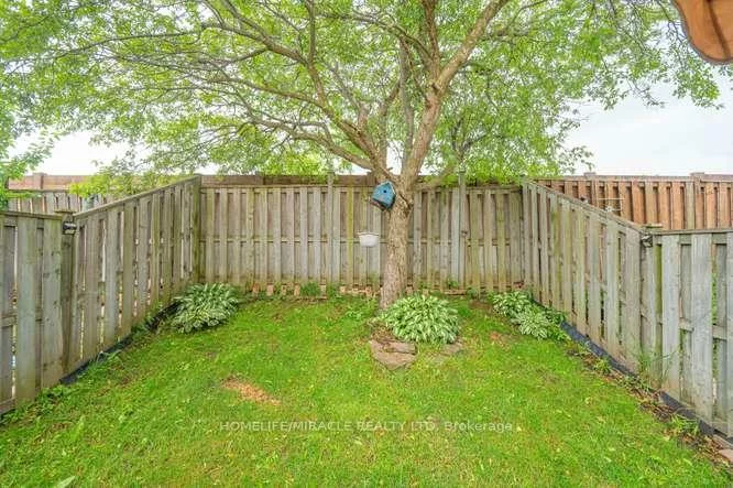 200, Cresthaven, Snelgrove, Brampton