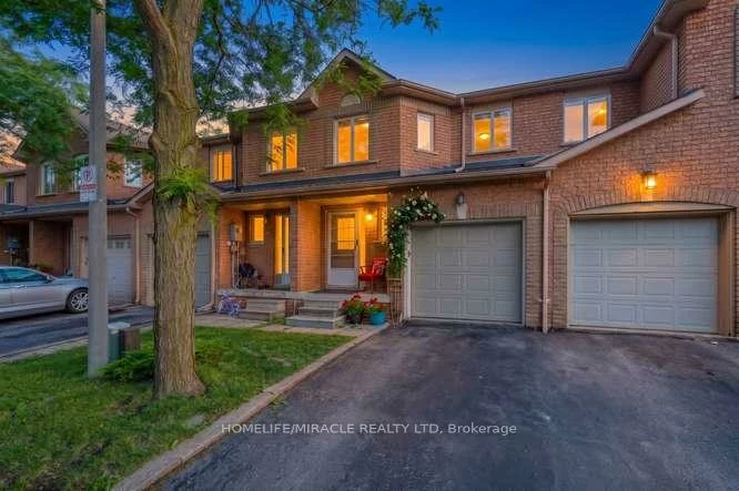 200, Cresthaven, Snelgrove, Brampton