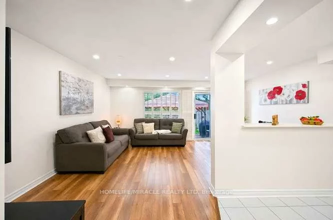 200, Cresthaven, Snelgrove, Brampton
