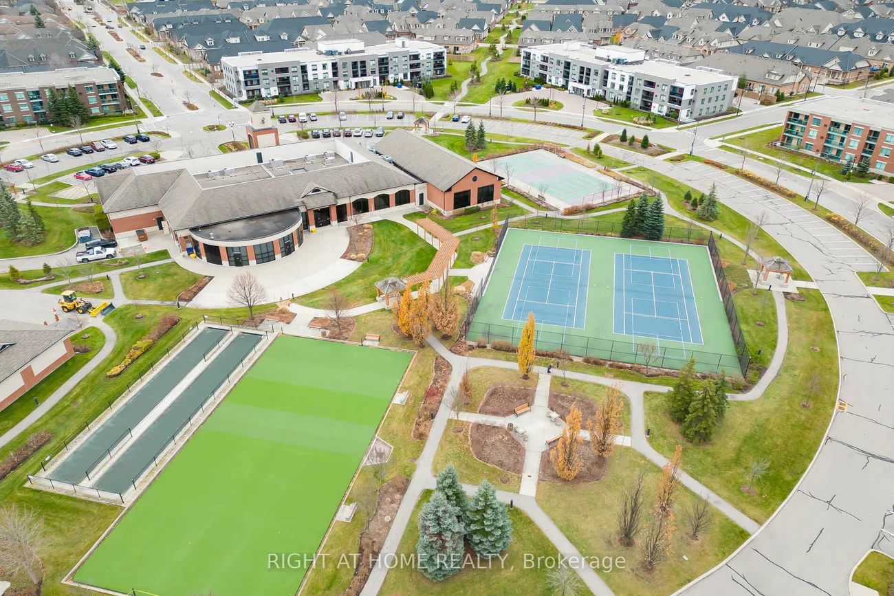 39, Lacorra, Sandringham-Wellington, Brampton