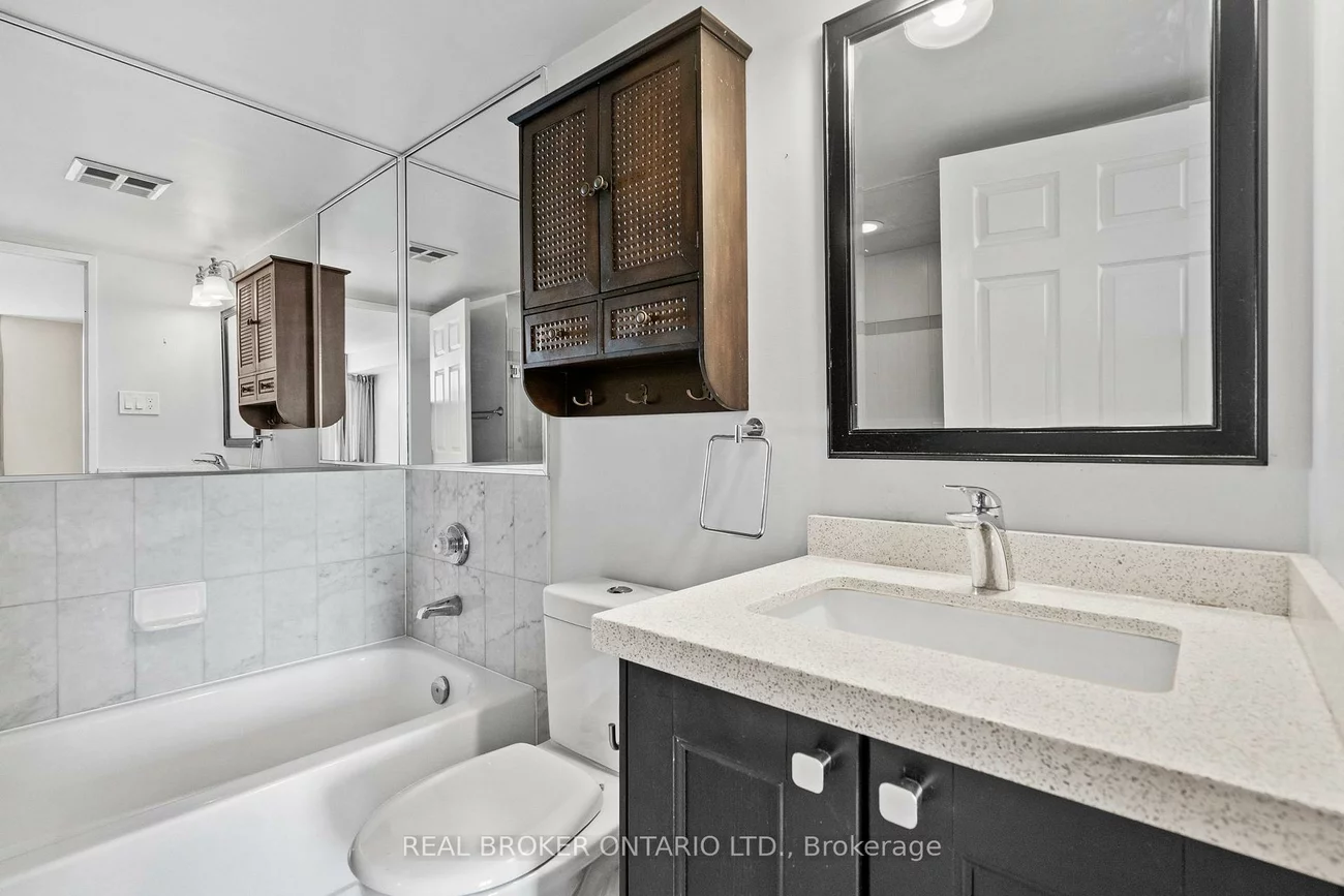 30, Malta, Fletcher's Creek South, Brampton
