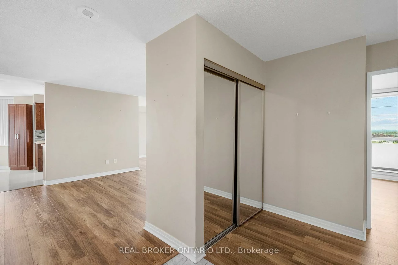 30, Malta, Fletcher's Creek South, Brampton