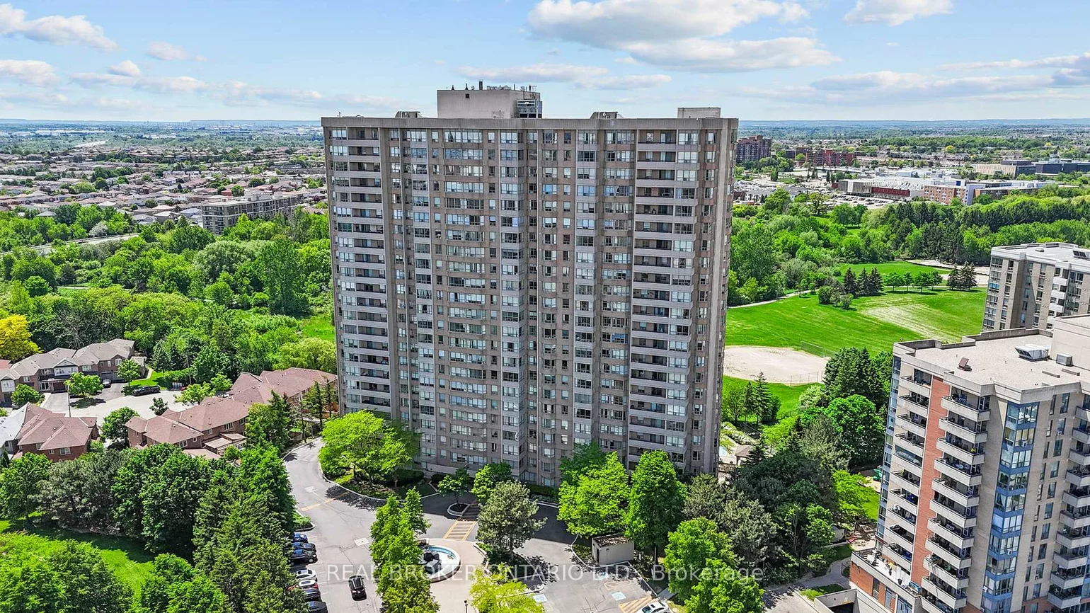 30, Malta, Fletcher's Creek South, Brampton