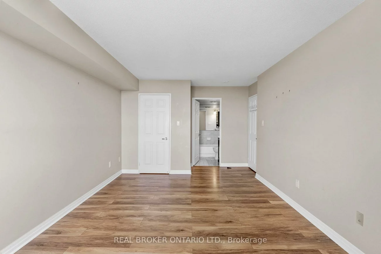 30, Malta, Fletcher's Creek South, Brampton