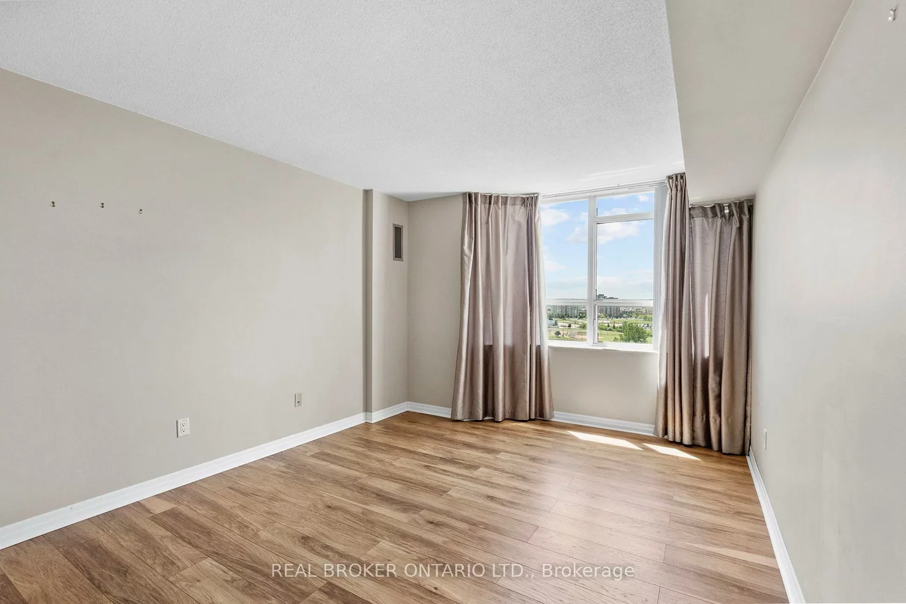 30, Malta, Fletcher's Creek South, Brampton