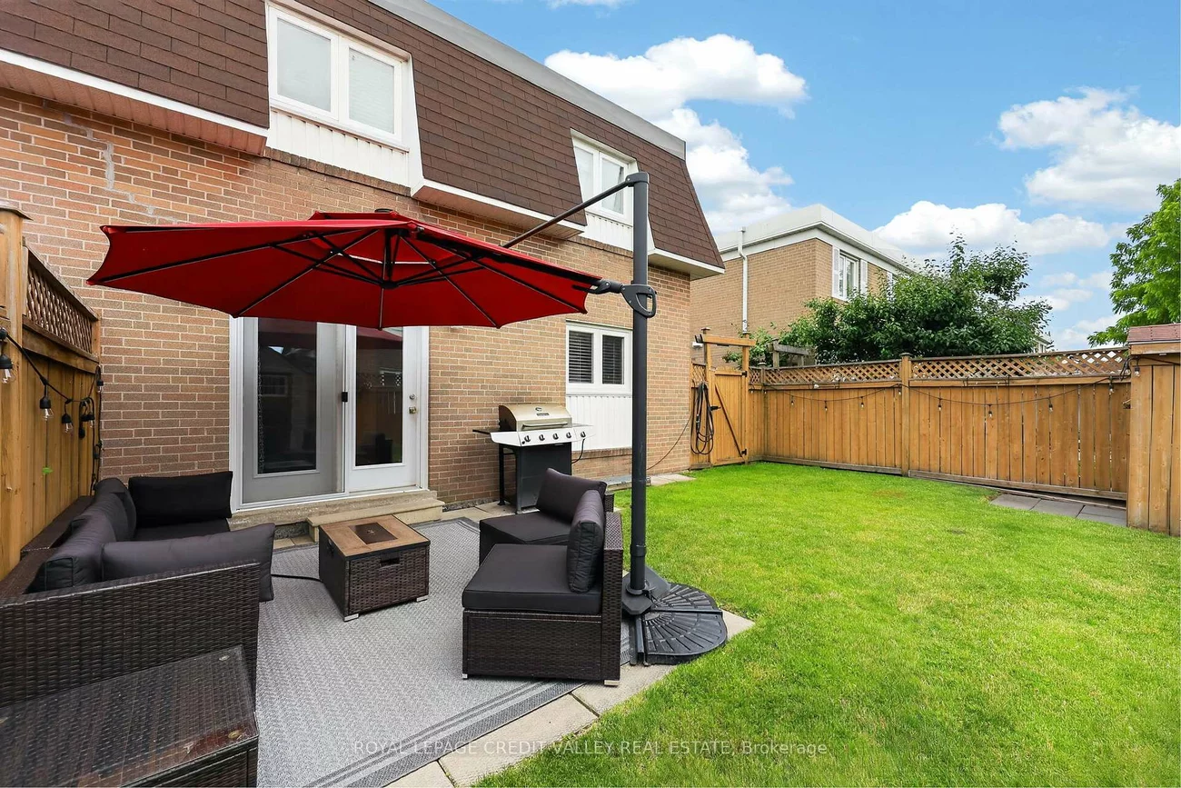 184, Town House, Brampton East, Brampton