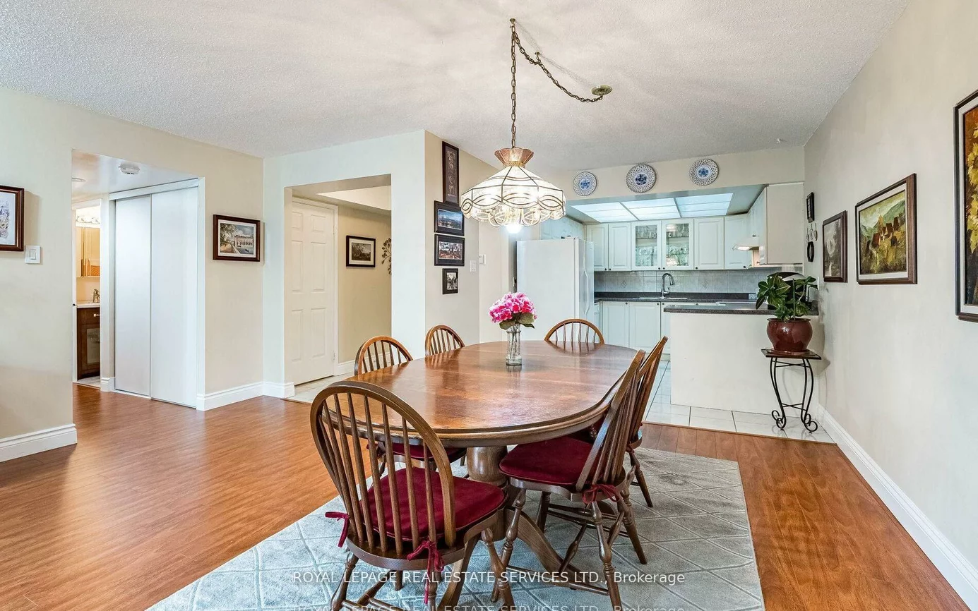 310, Mill, Brampton South, Brampton