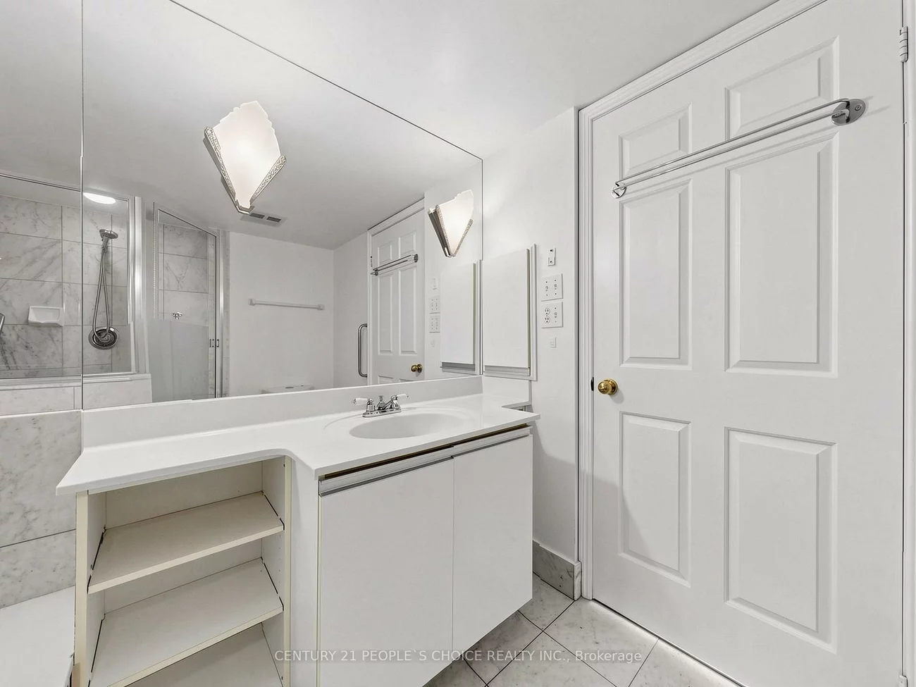 22, Hanover, Queen Street Corridor, Brampton