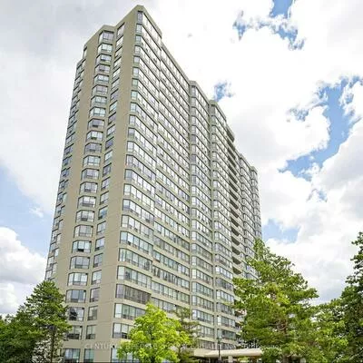 22, Hanover, Queen Street Corridor, Brampton