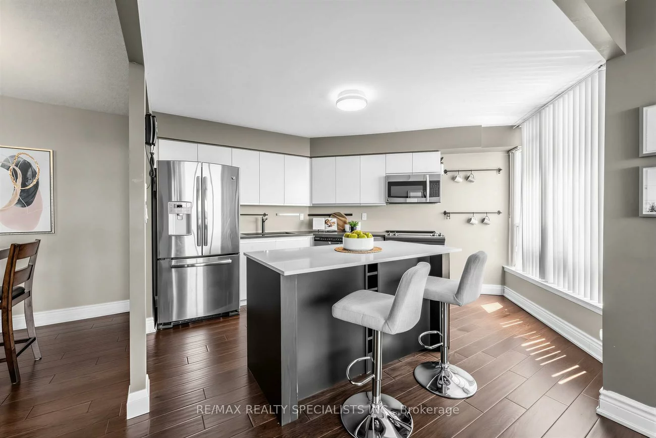 10, Laurelcrest, Queen Street Corridor, Brampton