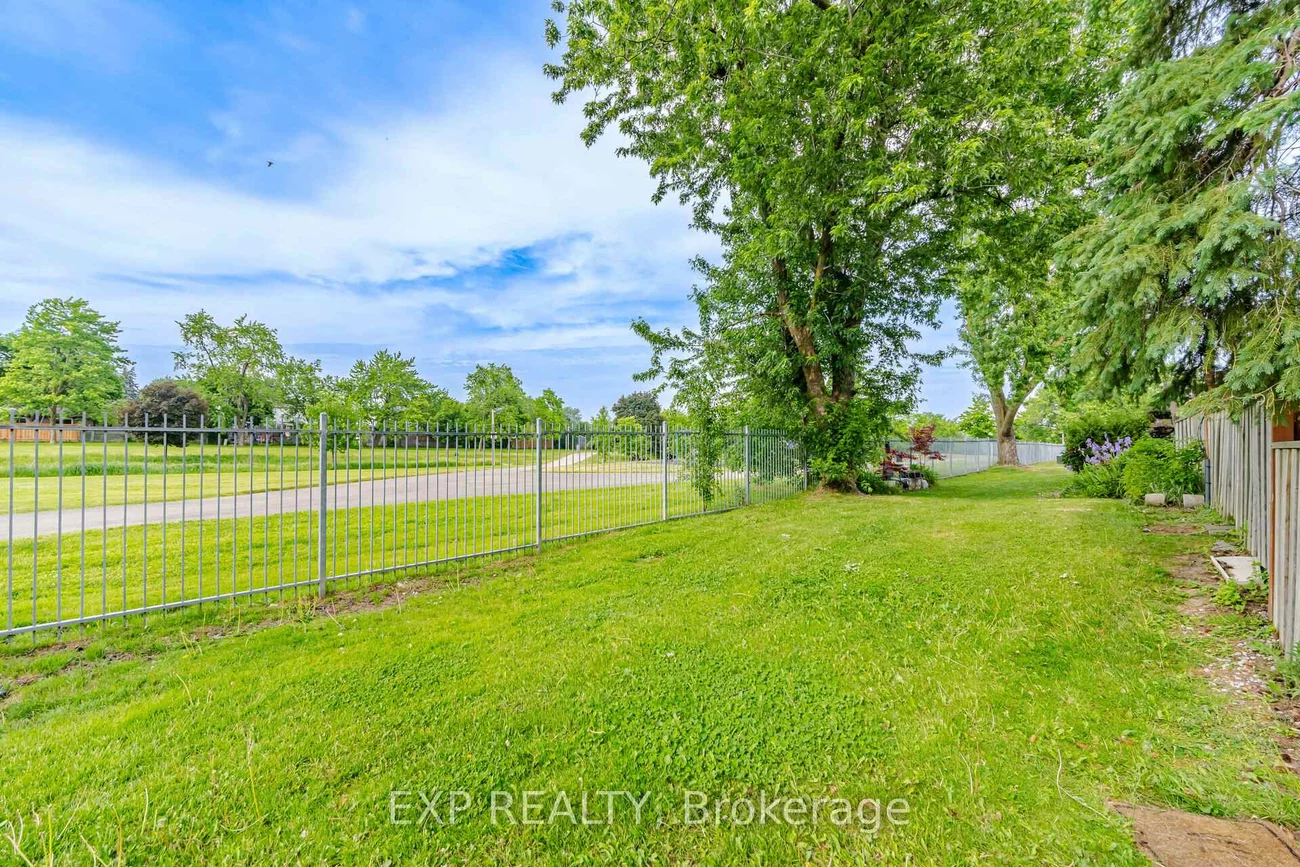 475, Bramalea, Bramalea Road South Gateway, Brampton