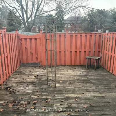 138, Spadina, Brampton West, Brampton
