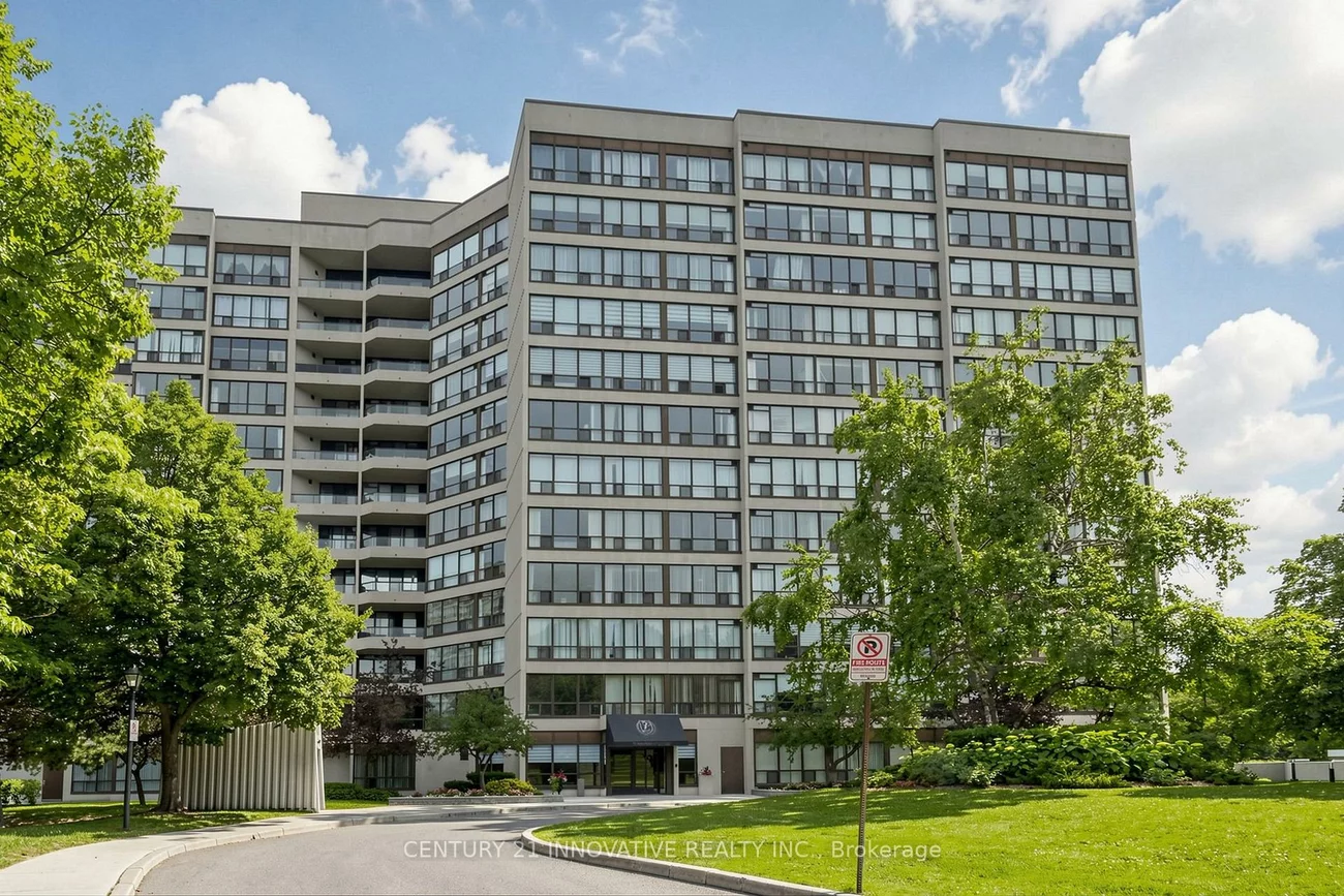12, Laurelcrest, Queen Street Corridor, Brampton