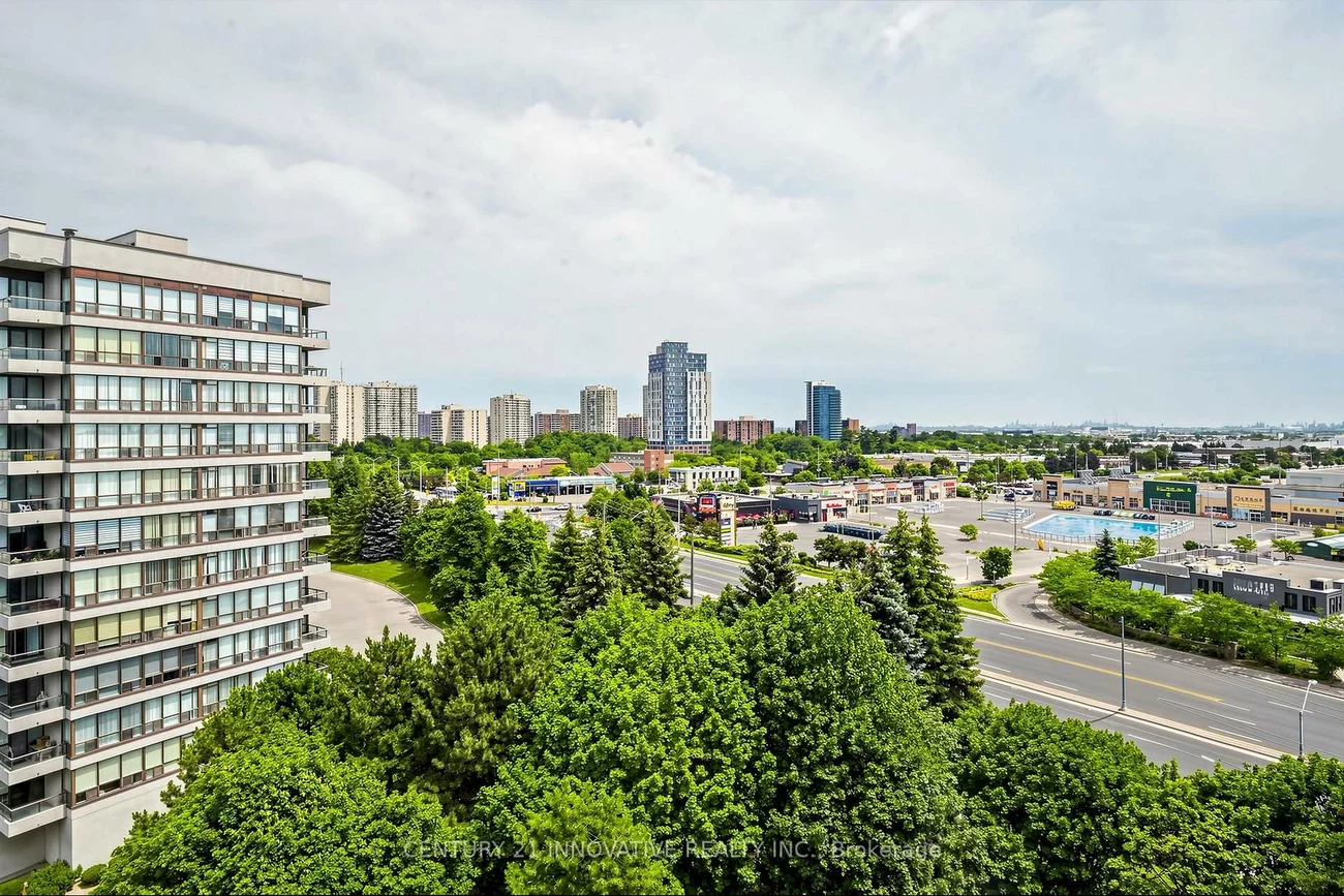 12, Laurelcrest, Queen Street Corridor, Brampton
