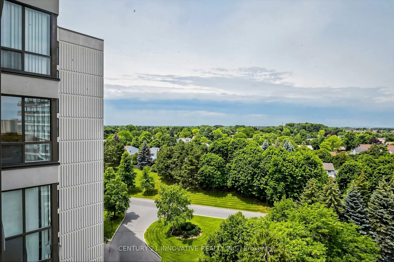 12, Laurelcrest, Queen Street Corridor, Brampton