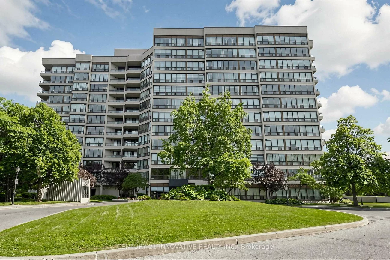12, Laurelcrest, Queen Street Corridor, Brampton