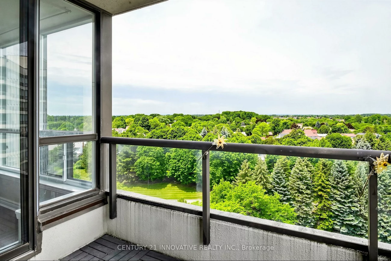 12, Laurelcrest, Queen Street Corridor, Brampton
