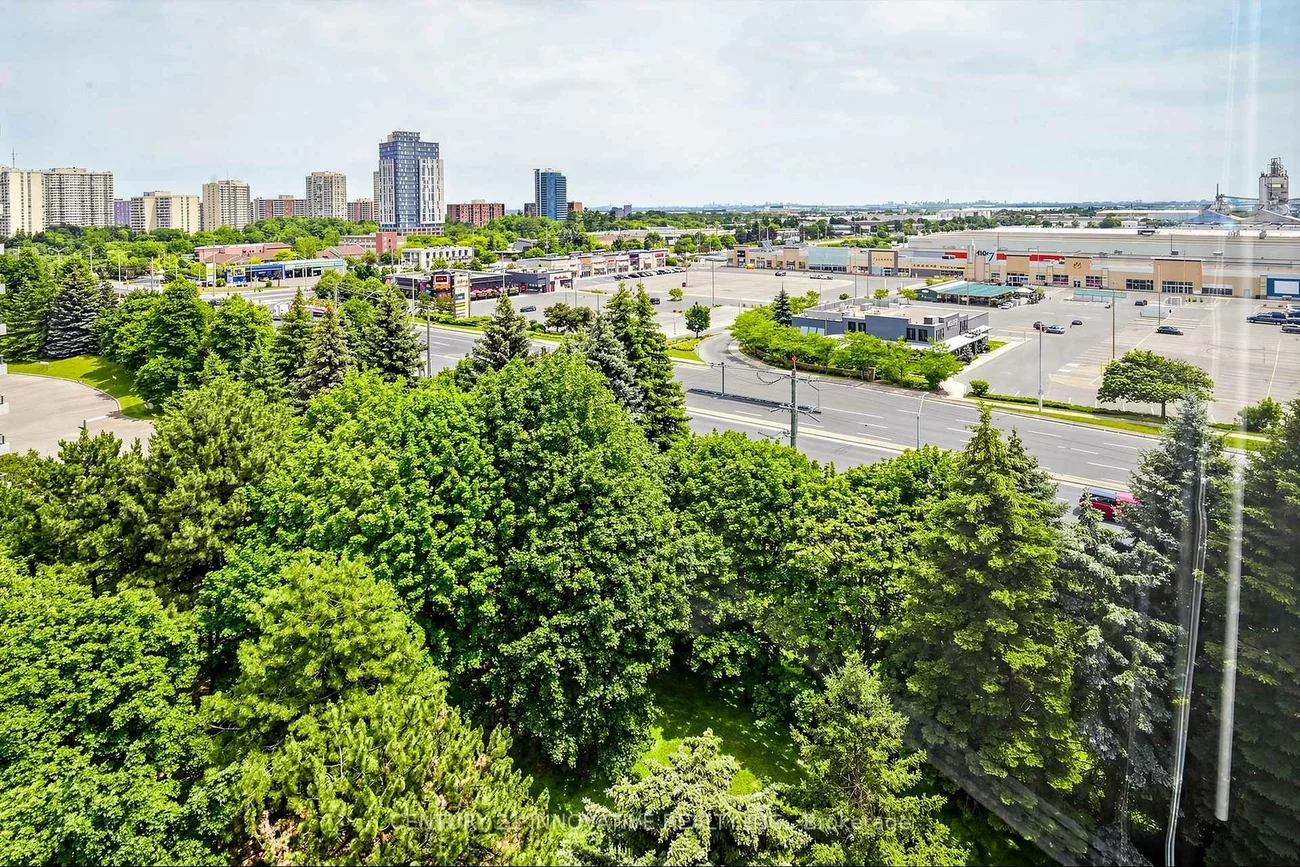 12, Laurelcrest, Queen Street Corridor, Brampton