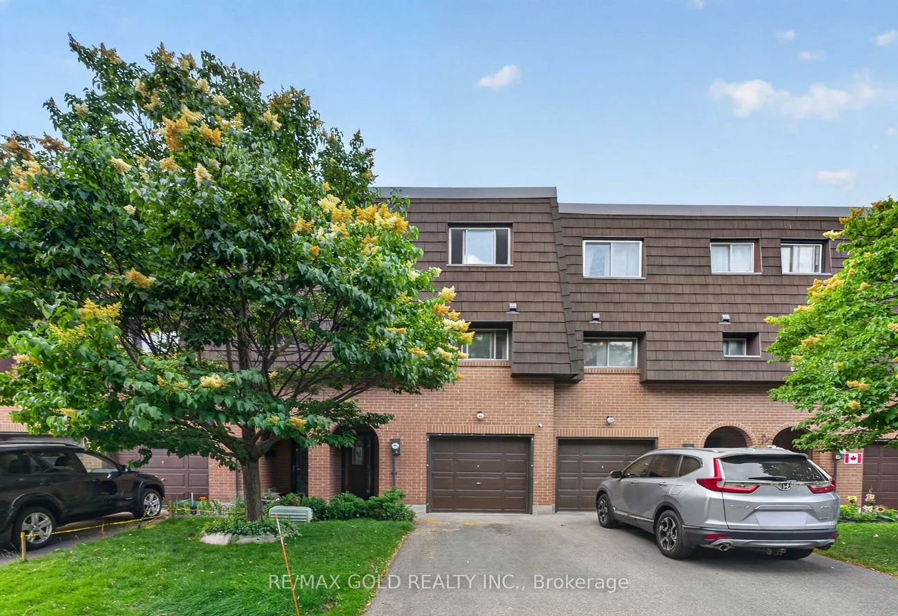 68, Darras, Southgate, Brampton