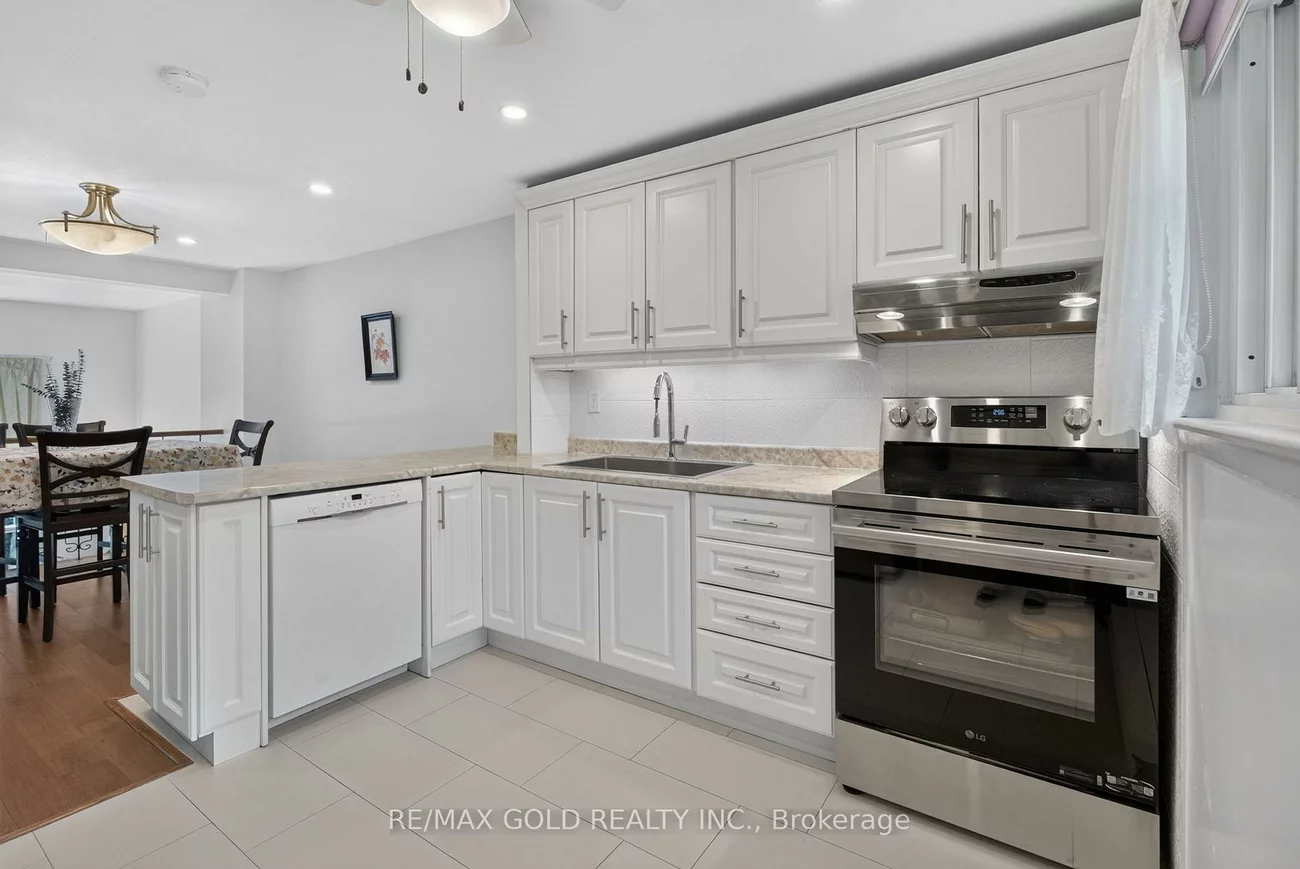 68, Darras, Southgate, Brampton