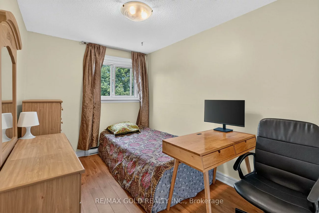 68, Darras, Southgate, Brampton