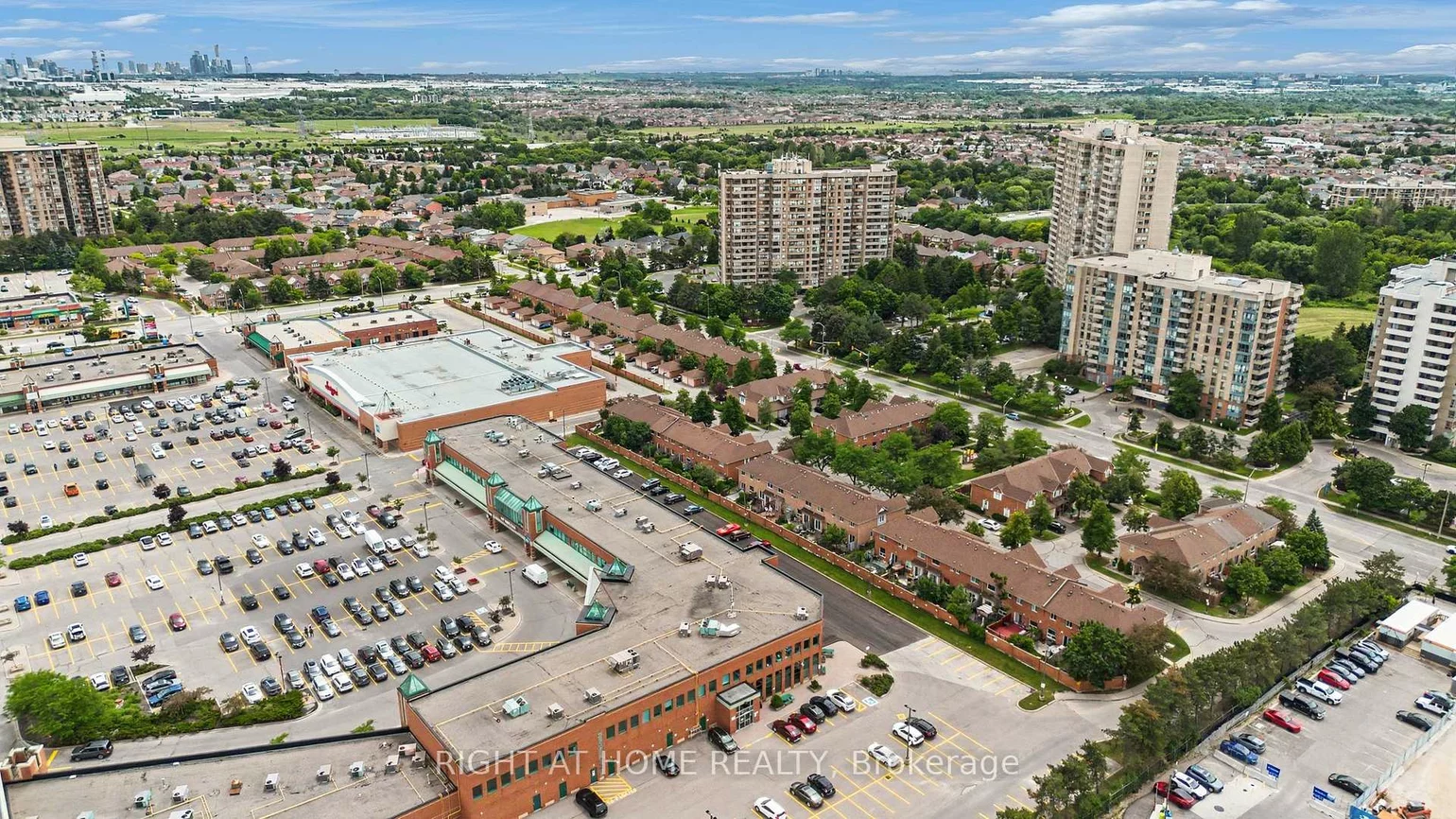 35, Malta, Fletcher's Creek South, Brampton