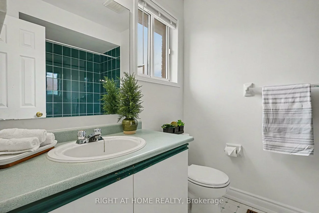 35, Malta, Fletcher's Creek South, Brampton