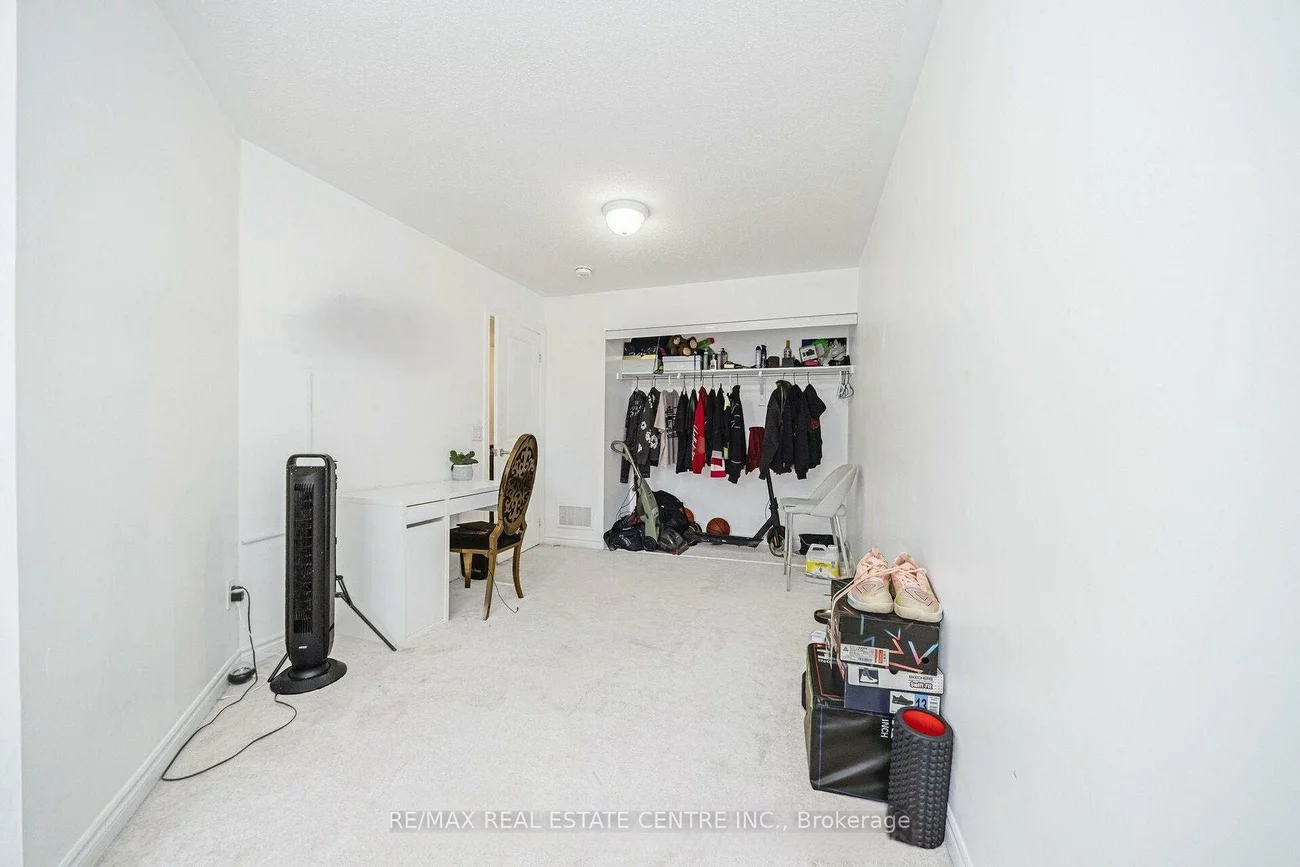 50, Edinburgh, Bram West, Brampton