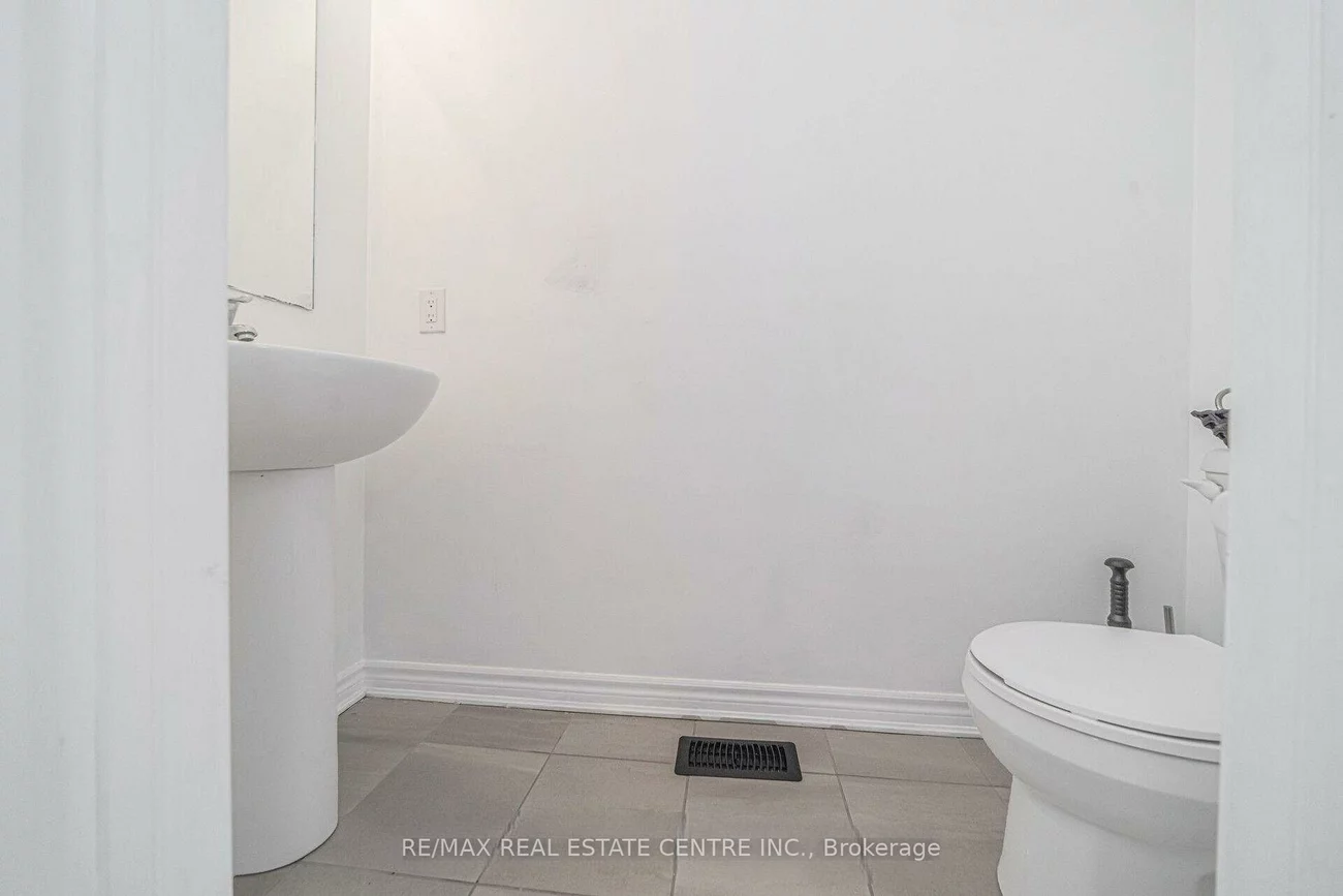 50, Edinburgh, Bram West, Brampton