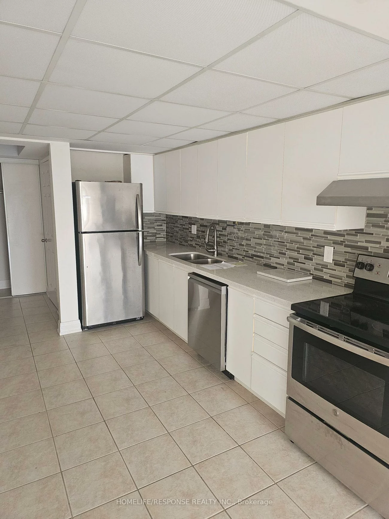 310, MILL, Brampton South, Brampton