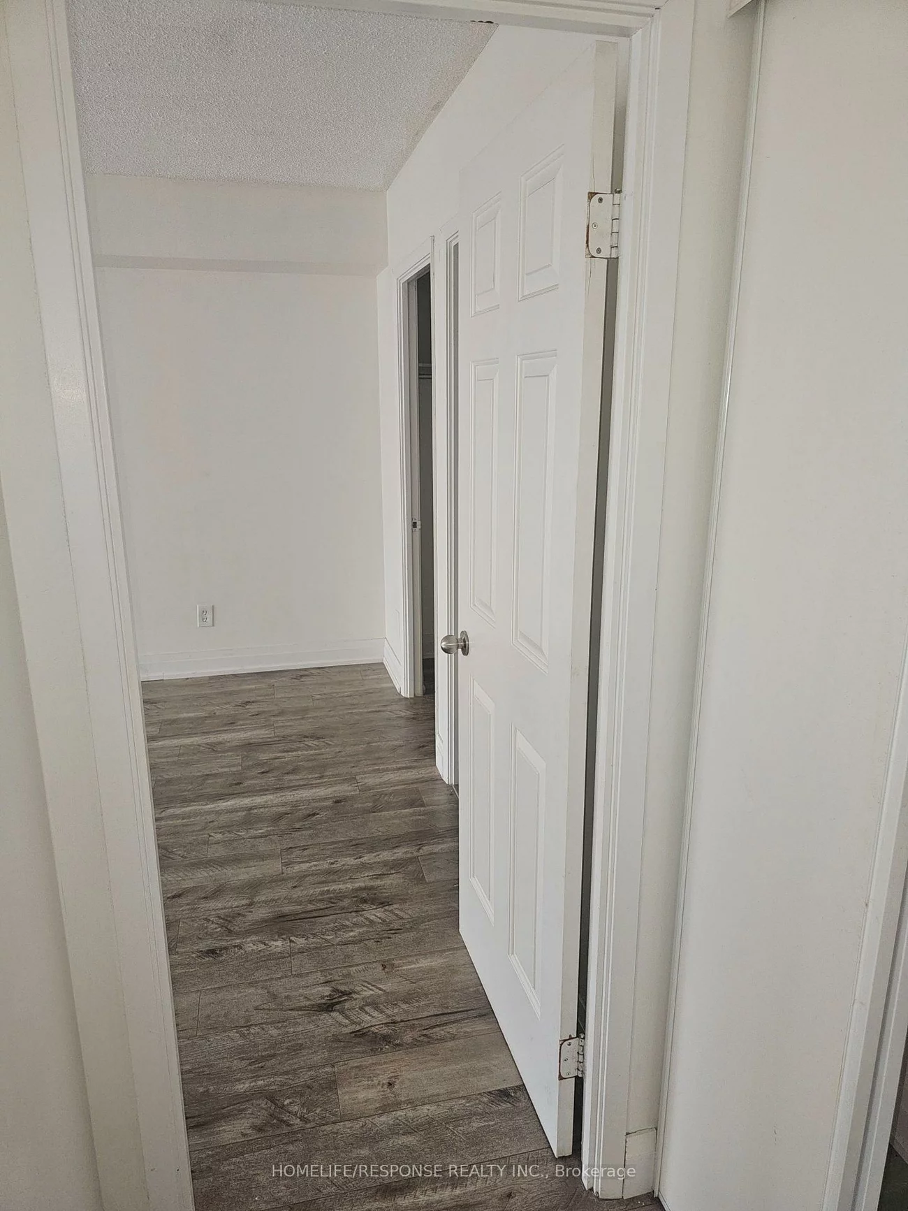 310, MILL, Brampton South, Brampton