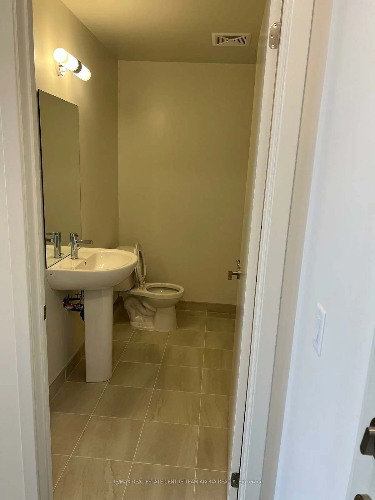 58, Sky Harbour, Bram West, Brampton