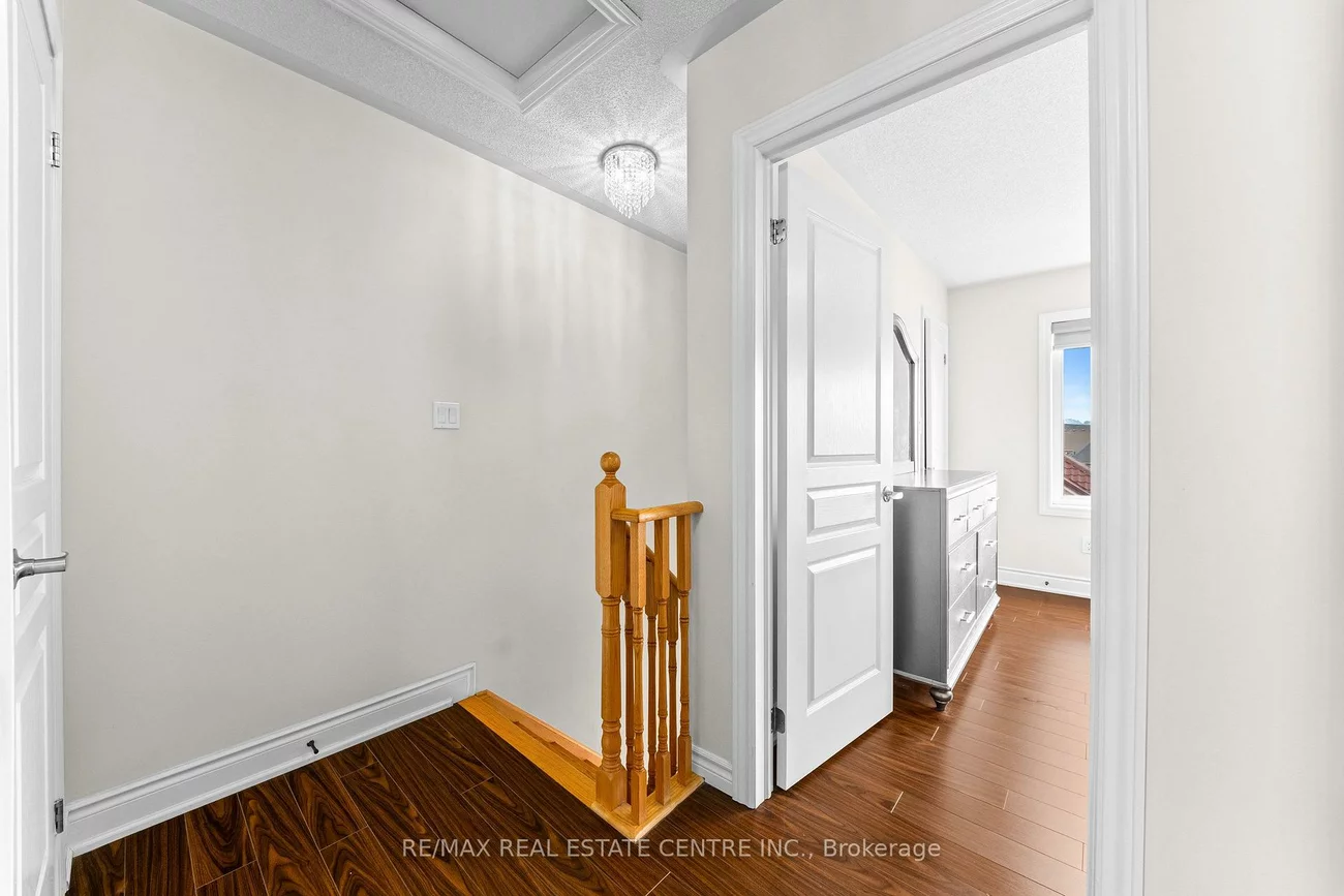 34, Aspen Hills, Credit Valley, Brampton