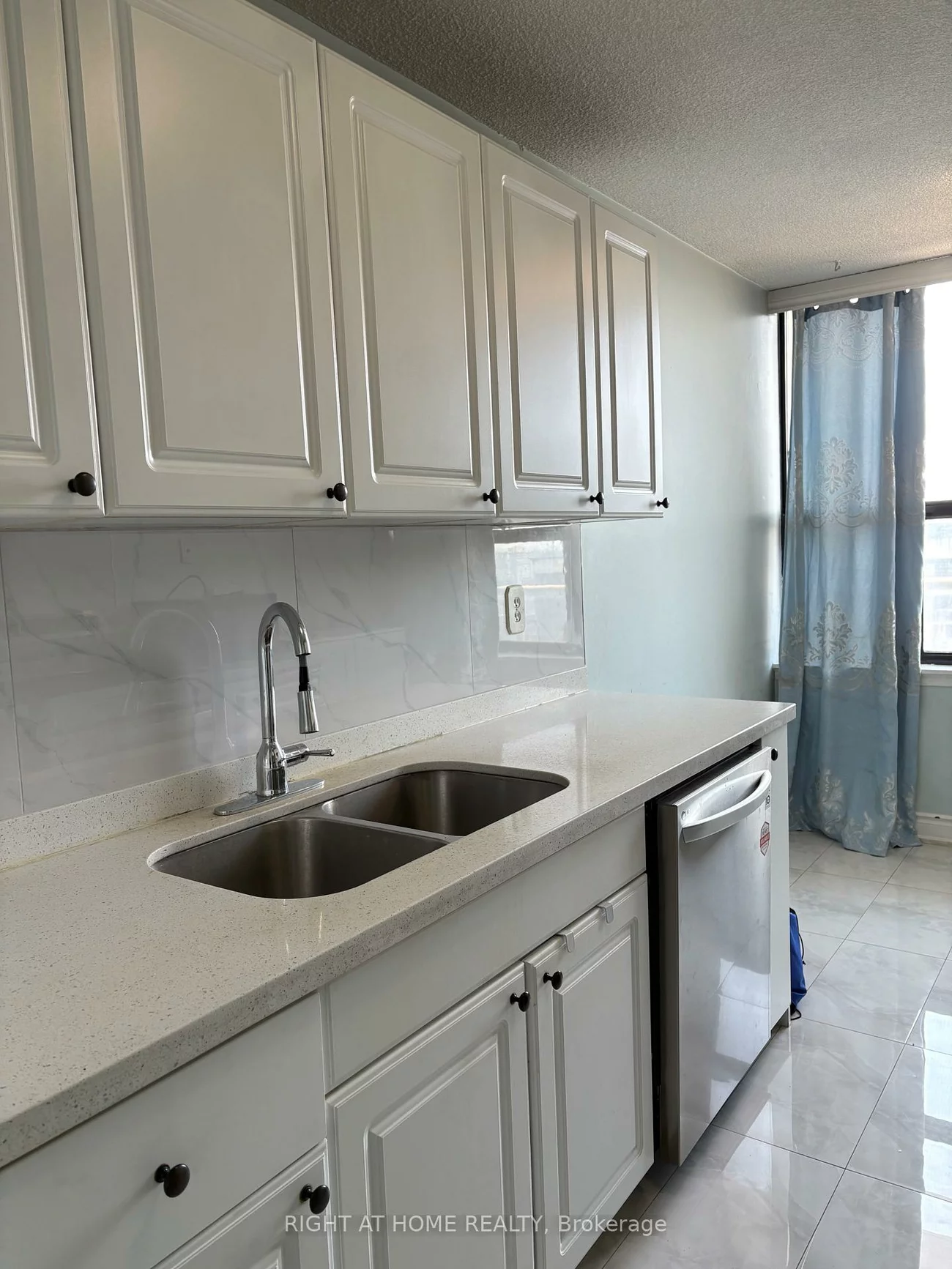 4, Kings Cross, Queen Street Corridor, Brampton