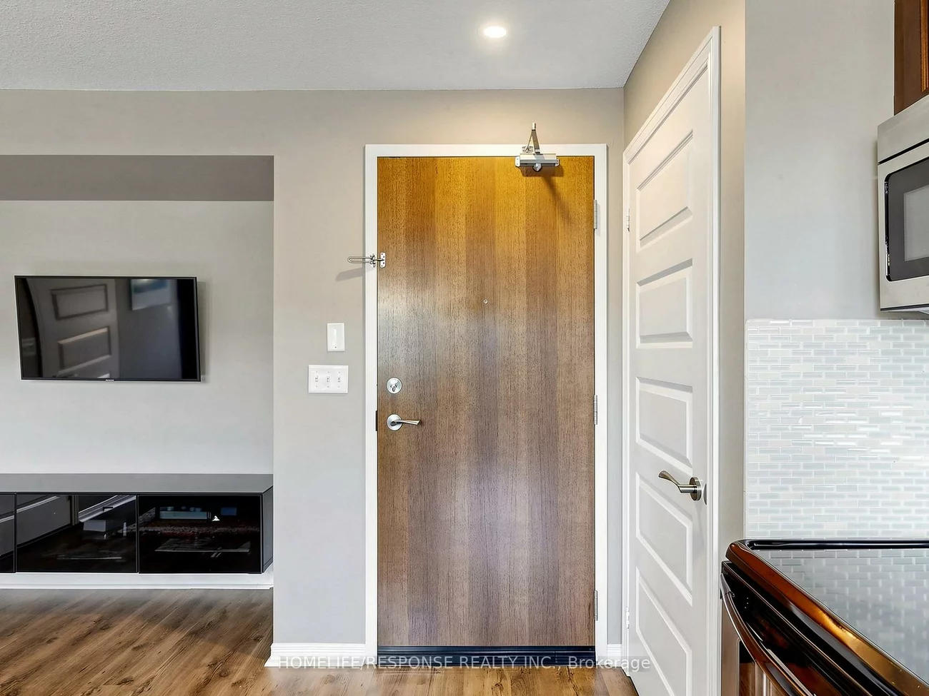 215, QUEEN, Queen Street Corridor, Brampton