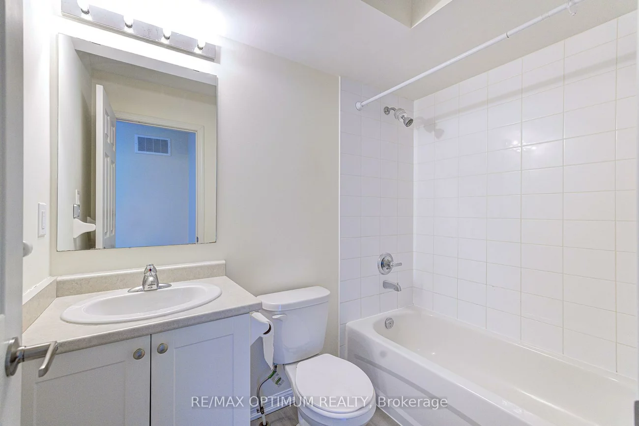 250, Sunny Meadow, Sandringham-Wellington, Brampton