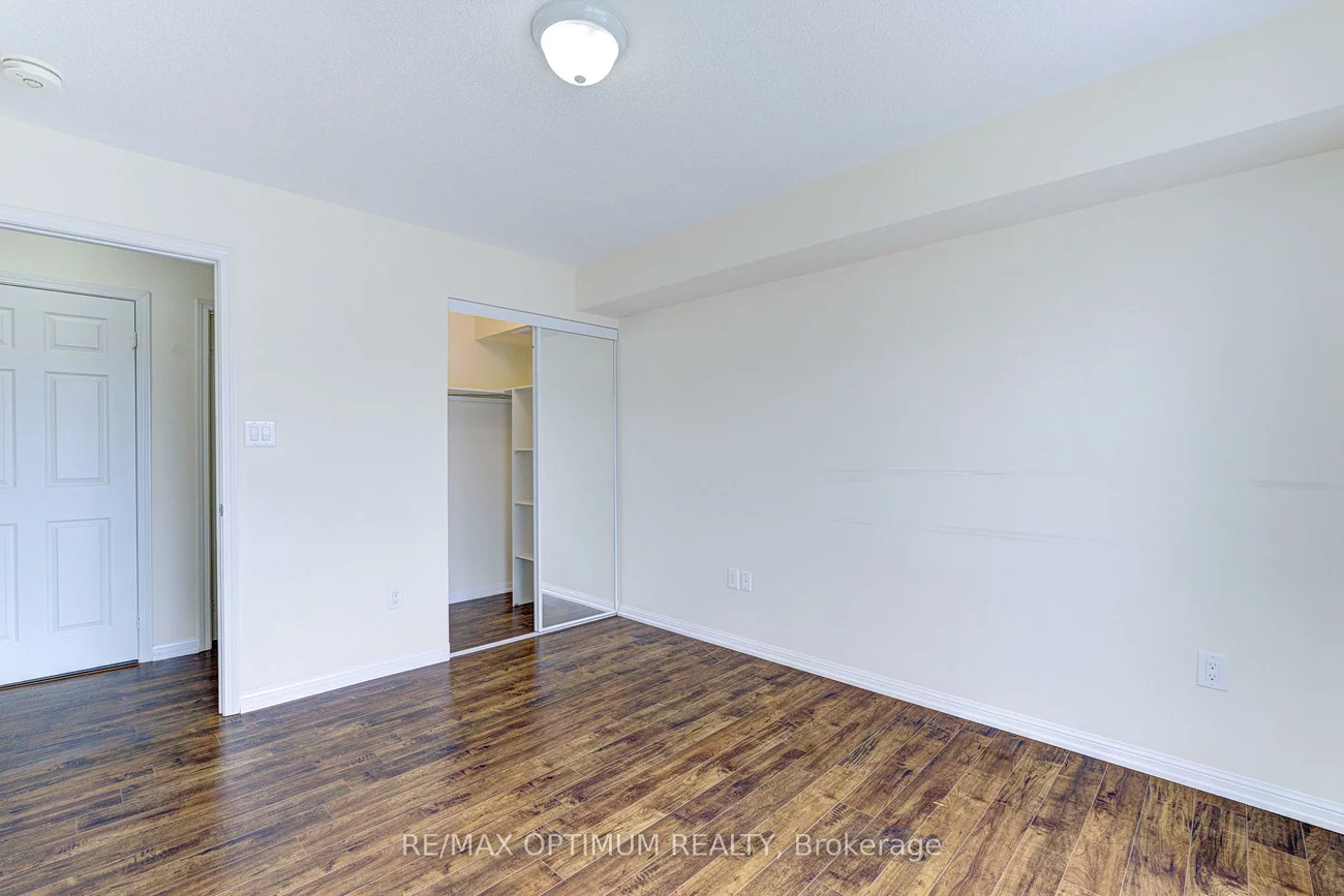 250, Sunny Meadow, Sandringham-Wellington, Brampton