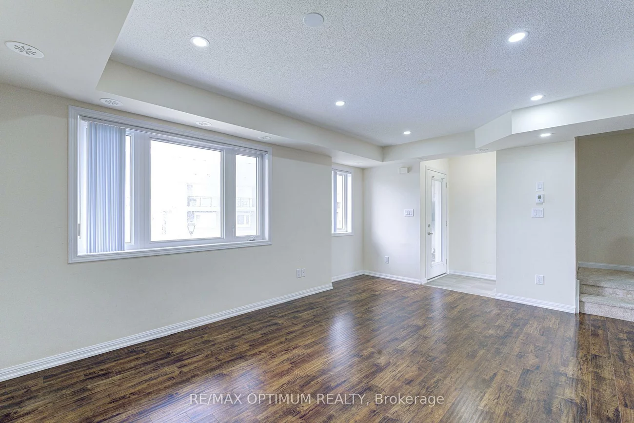 250, Sunny Meadow, Sandringham-Wellington, Brampton