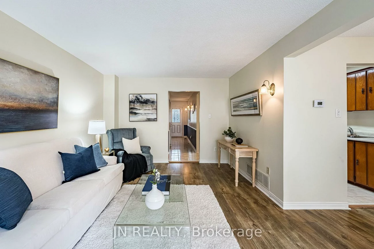 15, Gatwick, Northgate, Brampton
