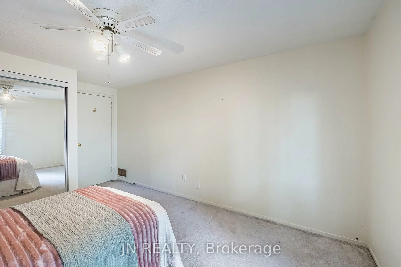 15, Gatwick, Northgate, Brampton