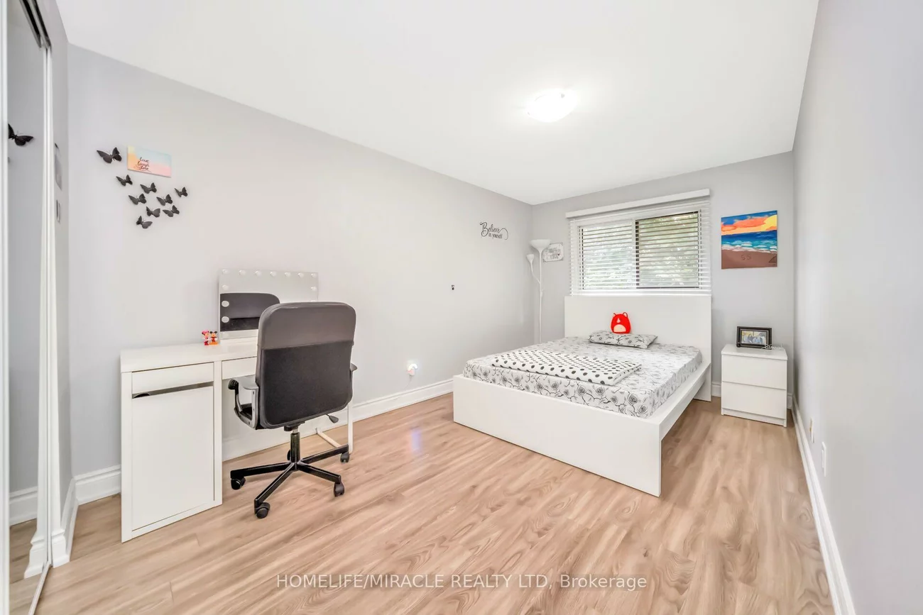 25, Carleton, Bramalea West Industrial, Brampton