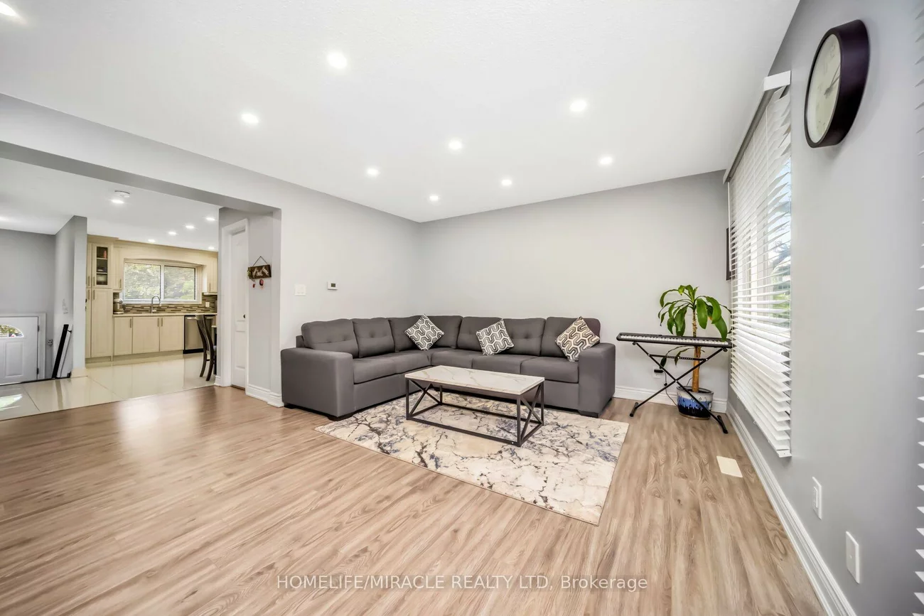 25, Carleton, Bramalea West Industrial, Brampton