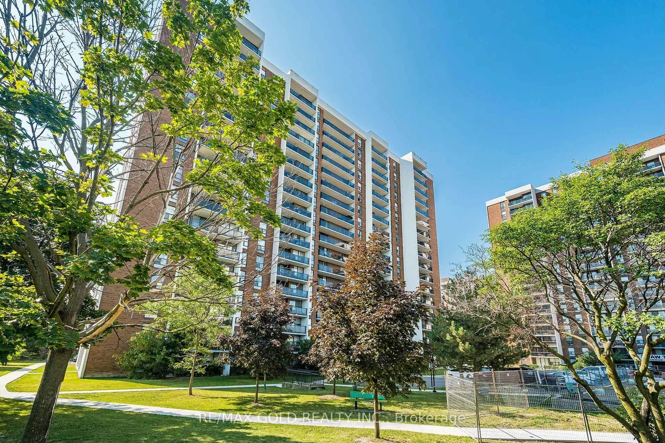 21, Knightsbridge, Queen Street Corridor, Brampton