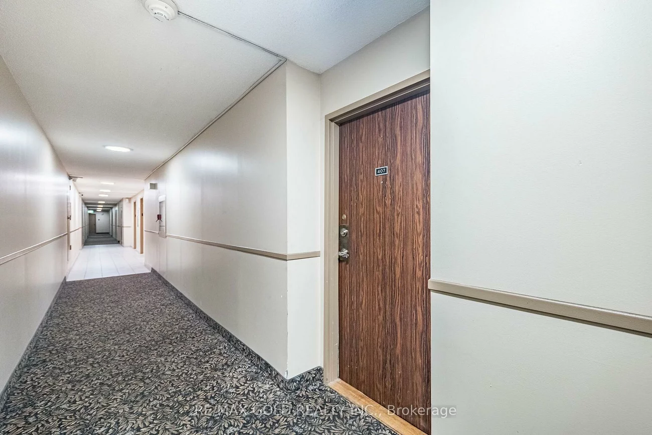 21, Knightsbridge, Queen Street Corridor, Brampton