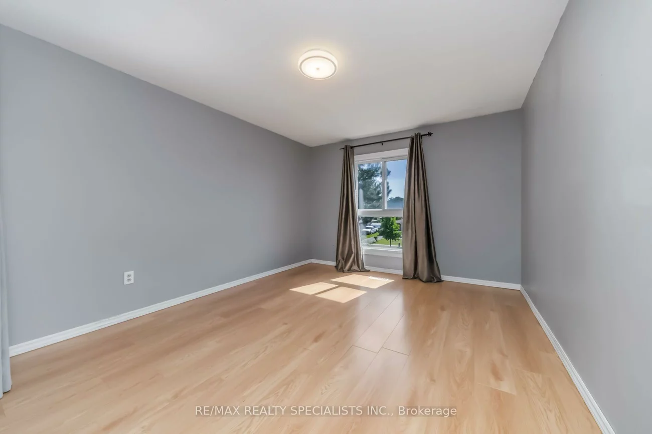 33, Greenwich, Northgate, Brampton