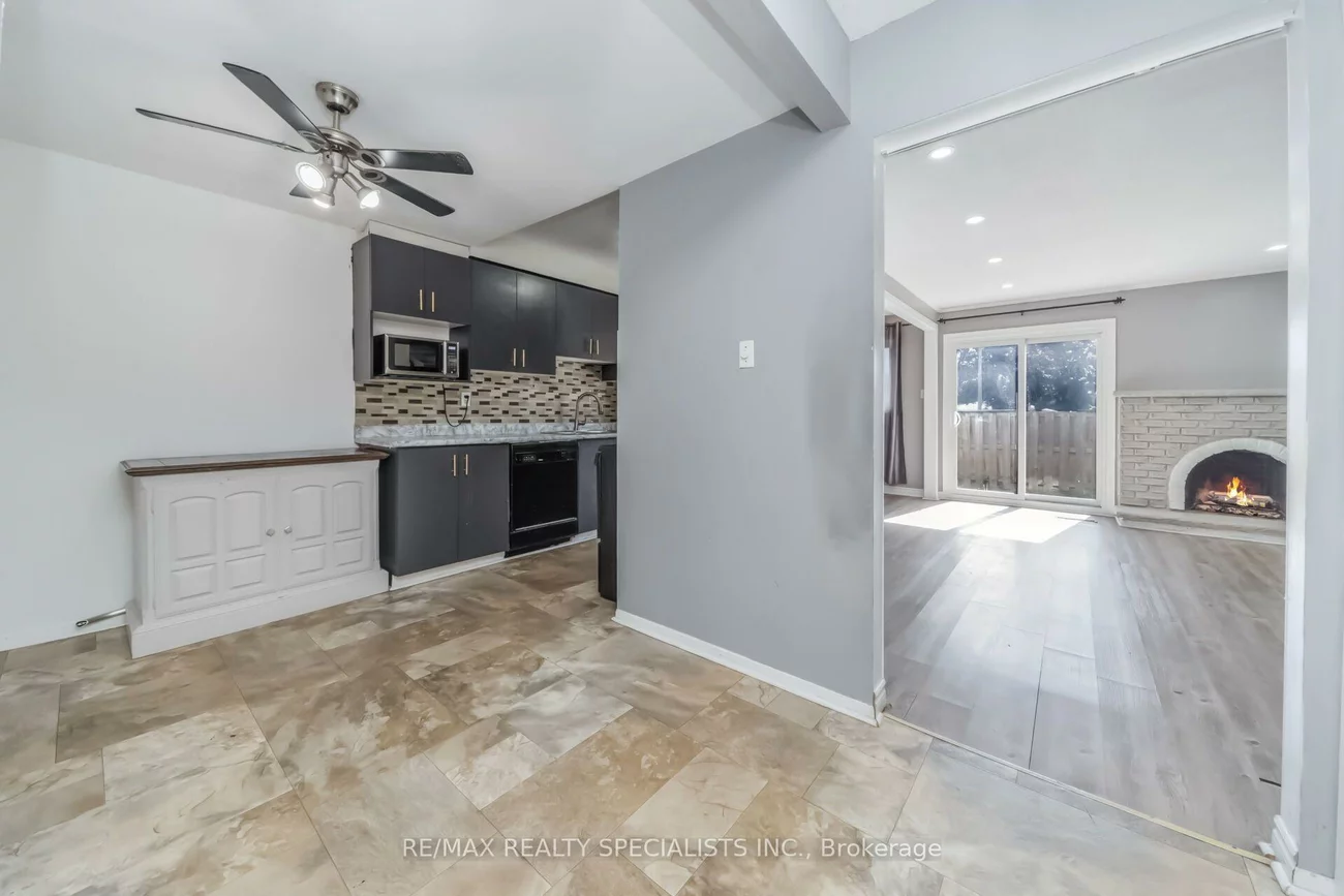 33, Greenwich, Northgate, Brampton